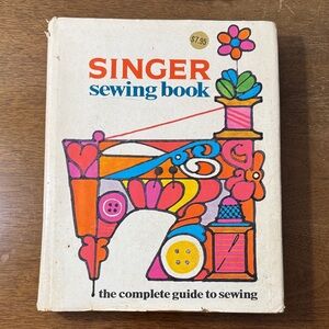 1969 First Edition Singer Sewing Book by Gladys Cunningham - Printed in USA